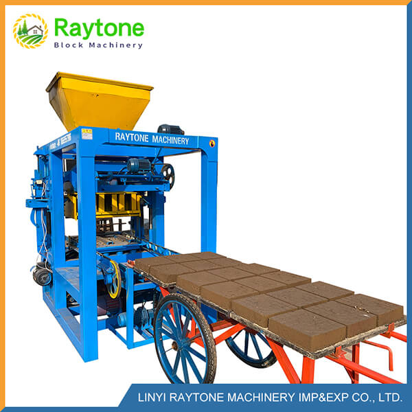 QT4-24 Semi Automatic Cement Block Machine1