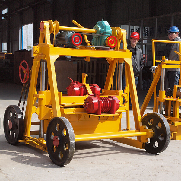 QTM4-45 Small Mobile Block Machine5