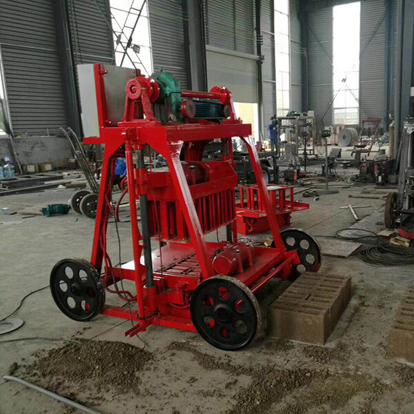 QTM4-45 Small Mobile Block Machine8