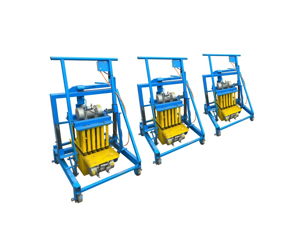 QTM2-45 Small Mobile Block Machine