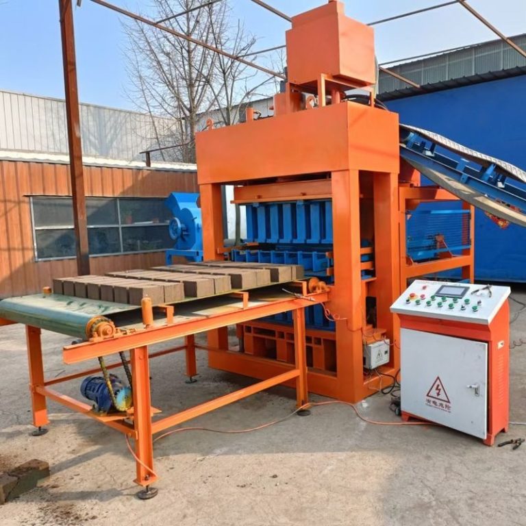 QT4-10 Automatic Brick Making Machine