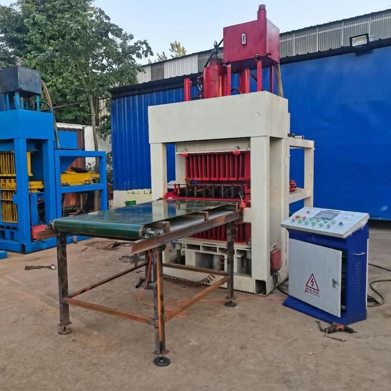 QT4-10 Automatic Brick Making Machine